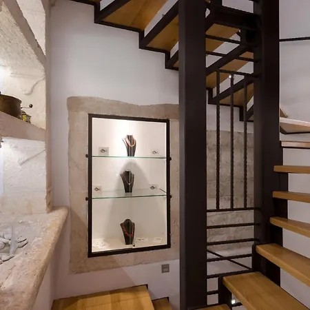 Nije Presa Apartment *